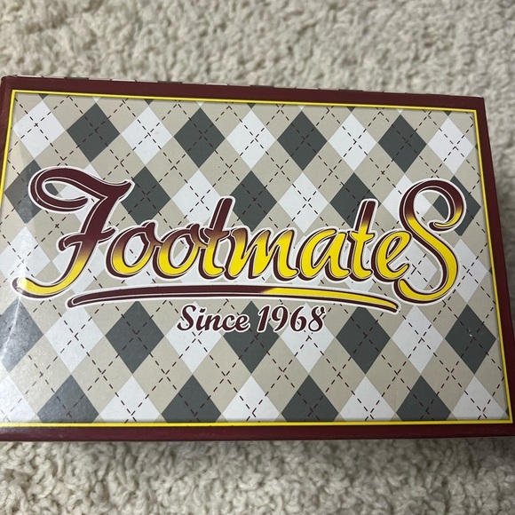 FOOTMATES RED/WHITE MARY JANE STYLE SHOE SIZE 7.5 M/W NIB - Picture 12 of 12